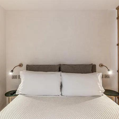 Domus Piazza Farnese Apartment Rome